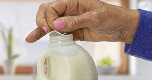 Envases de leche: retirando del sello